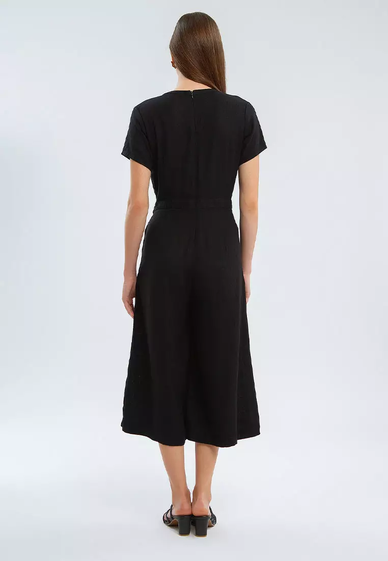 Minimal Akashya Jumpsuit Jet Black Size S - Warna JET BLACK