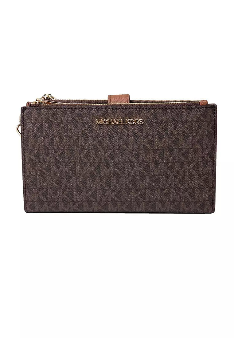 Michael kors jet on sale set travel wallet $168.00