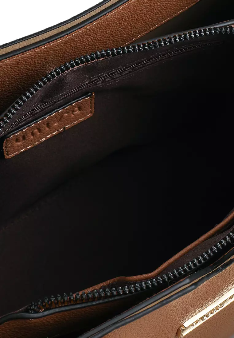 Pebbled Multi-Compartment Tote