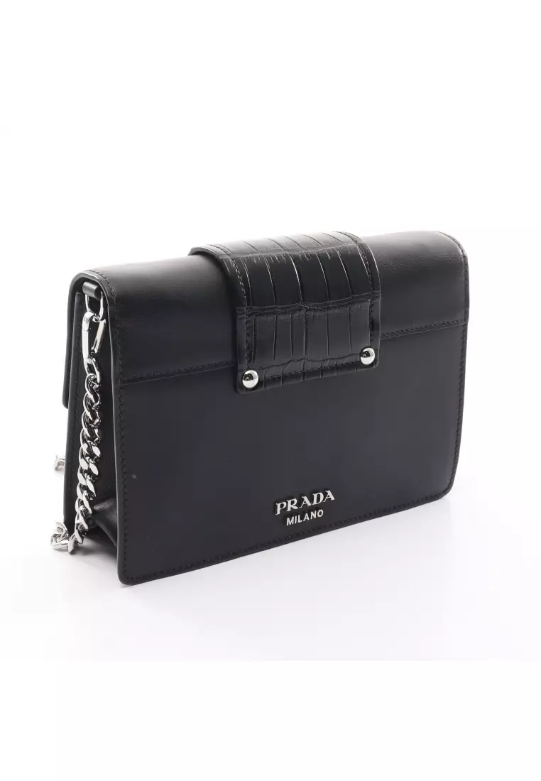 Prada black bag discount with silver chain