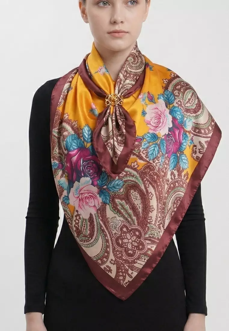 Aksesoris Scarf Segi Empat Floral Rosa Poly-Satin Square Scarf Yellow, Brown & Multi