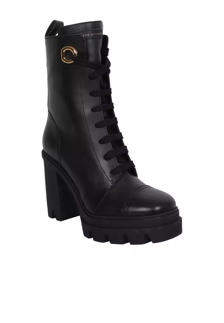 Giuseppe boots top