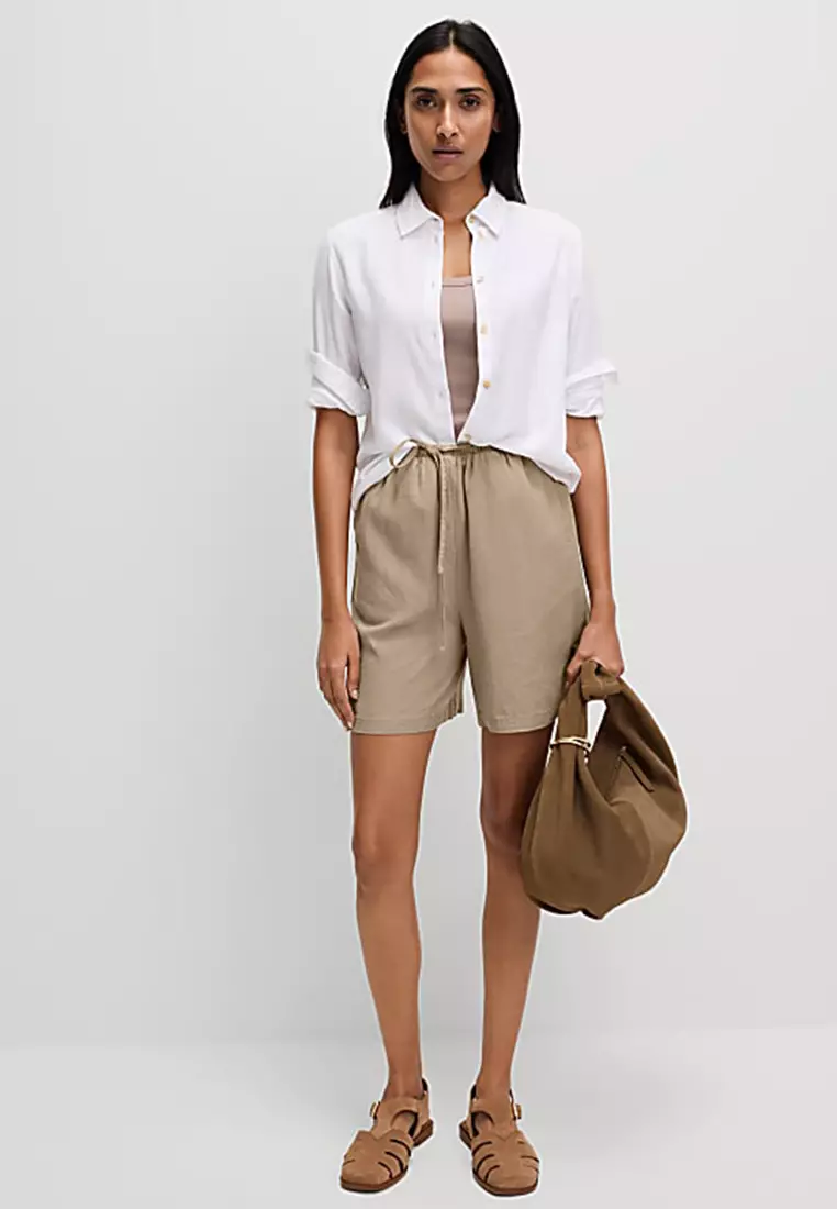 Linen Rich High Waisted Shorts