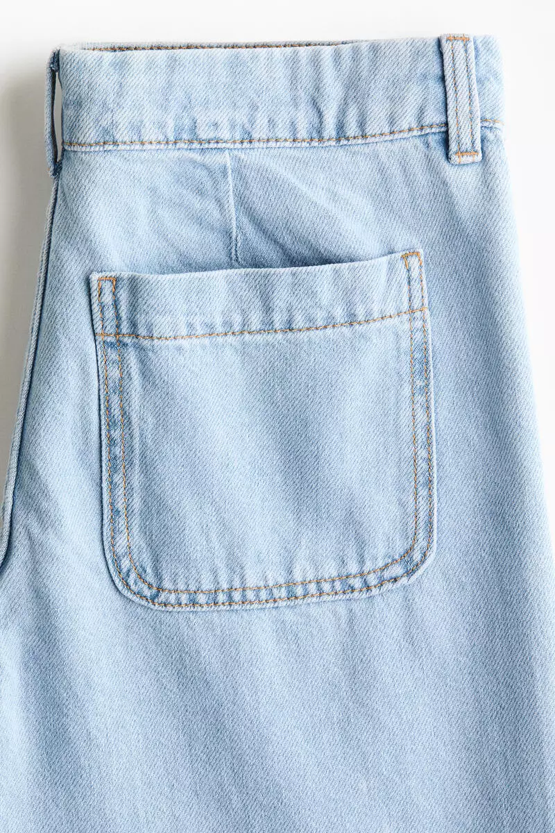 Wide Regular Waist Jeans