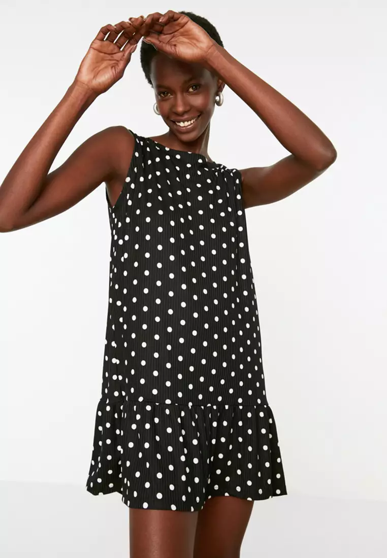 Black Polka Dot Printed Zero Sleeve Flounce Shift/Plain Mini Elastic Knitted Dress