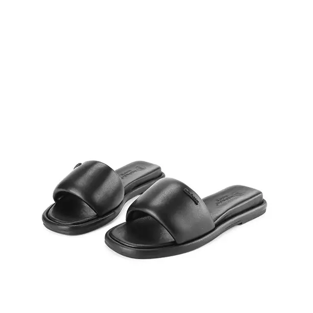 LOLITA SLIP ON