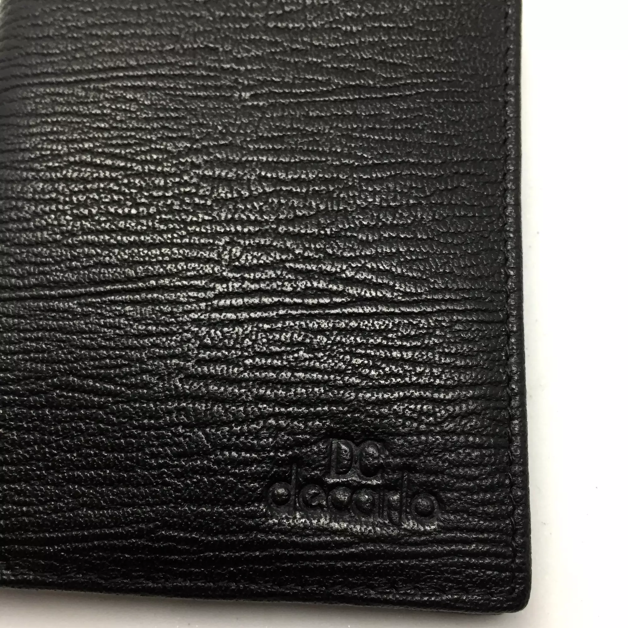 Dompet Decarlo DPT-DC-111AMR-Hitam