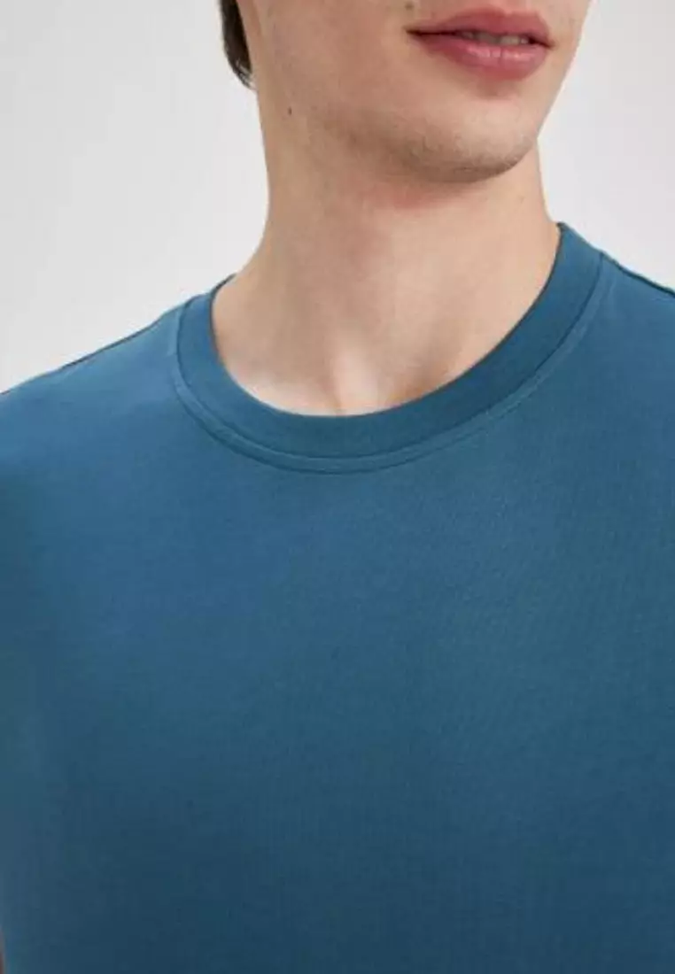 Basic Crew Neck T-Shirt