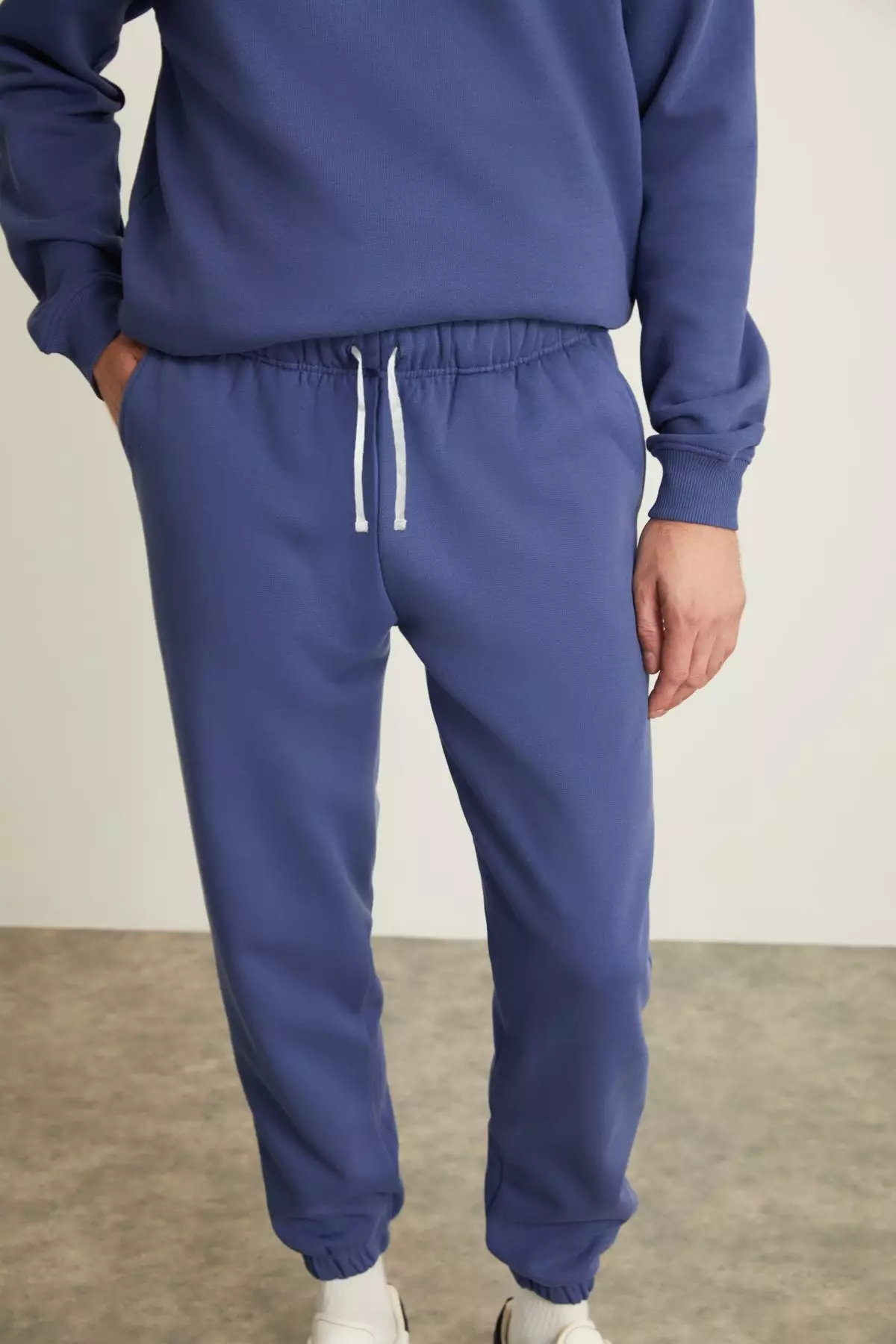 Eitan Sweatshirt & Sweatpants Set