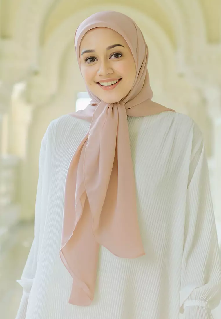 Ovel Square (Hijab Segiempat Oval Lozy x Hamidah) Wheat