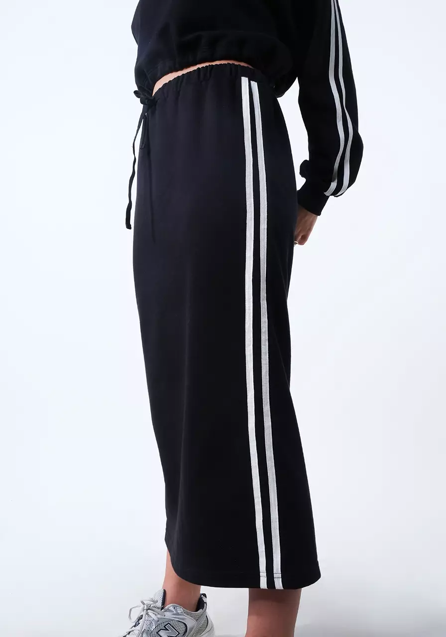 Rok Midi Wanita Kirby Black