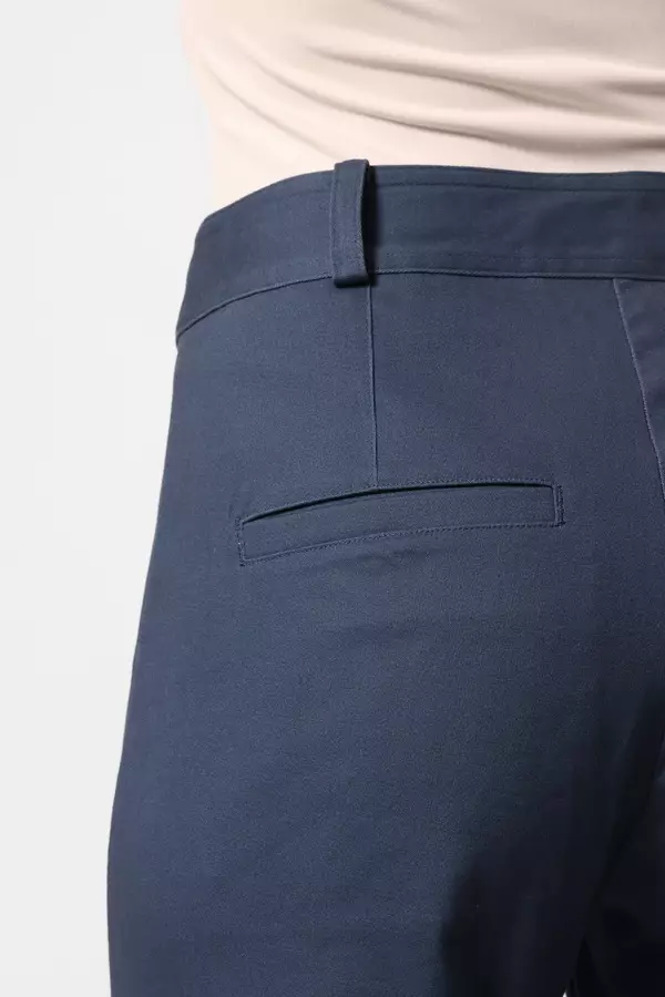 MINIMAL - Laurrie - Celana Kulot Katun Stretch - Navy Colour Navy