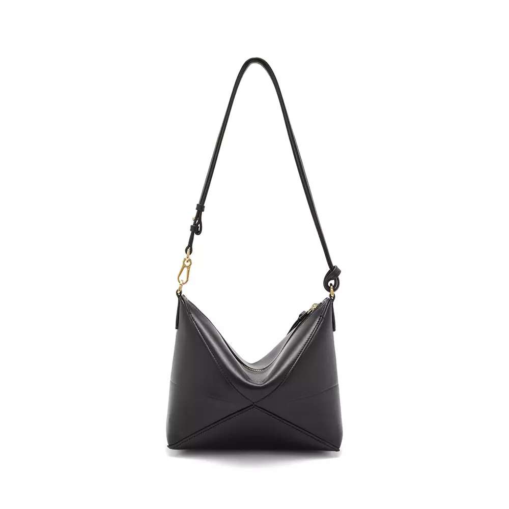 Puzzle Fold in Shiny Nappa Calfskin Pouch Black