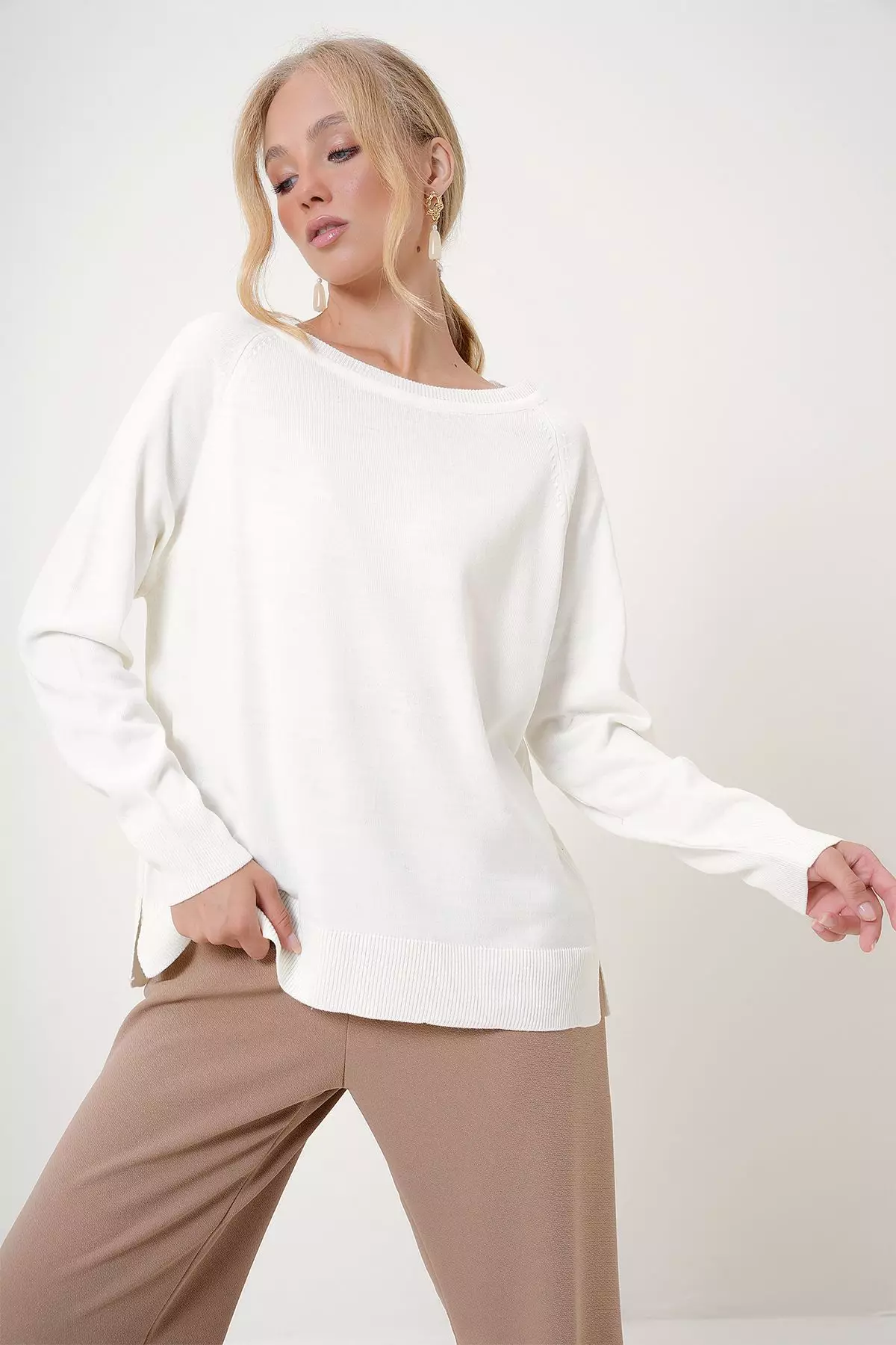 Boat Neck Blouse