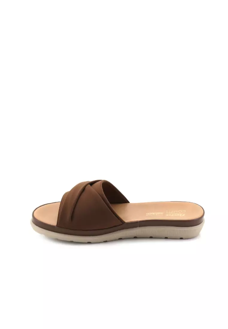 Bata brown sandals hotsell