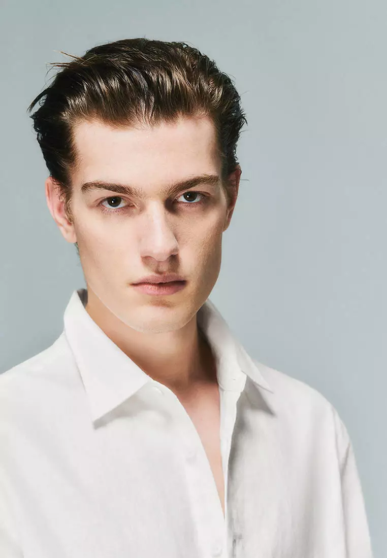 宽松型A开襟衬衫