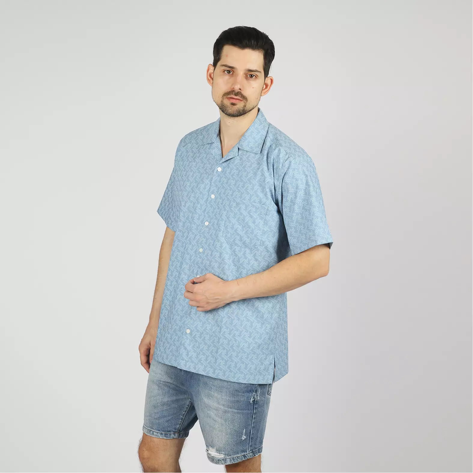 Kemeja Ethan White Lengan Pendek Hawaiian Bluenaya