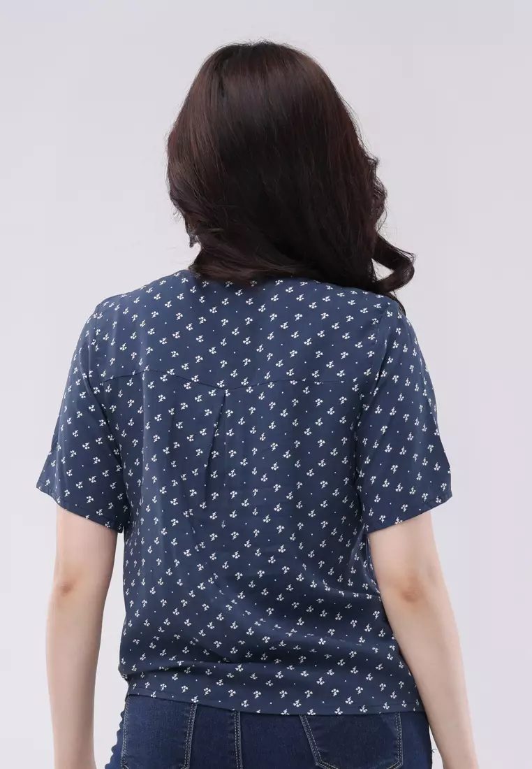 Short Sleeves Roundneck Blouse