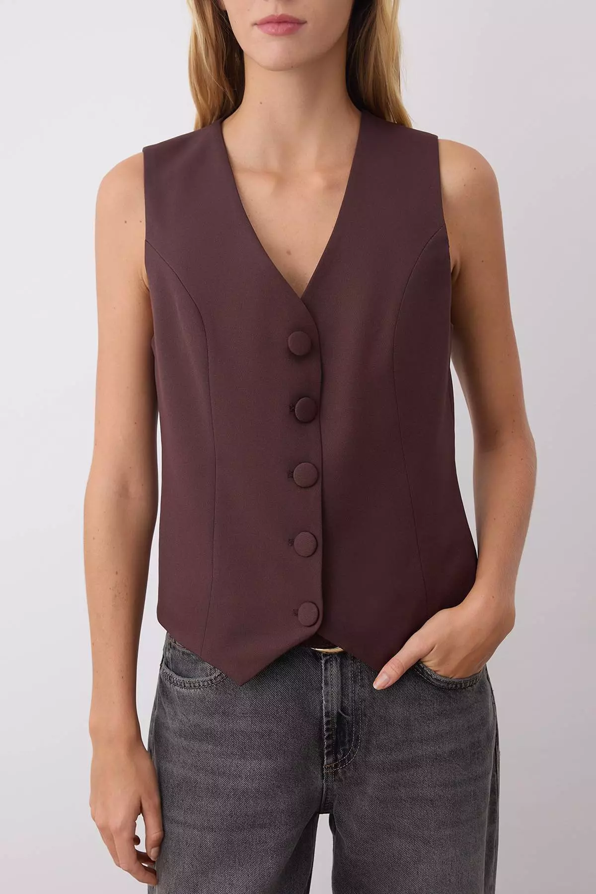 Dark Brown Fitted Buttoned Crop Woven Vest Twoss21Ye0009
