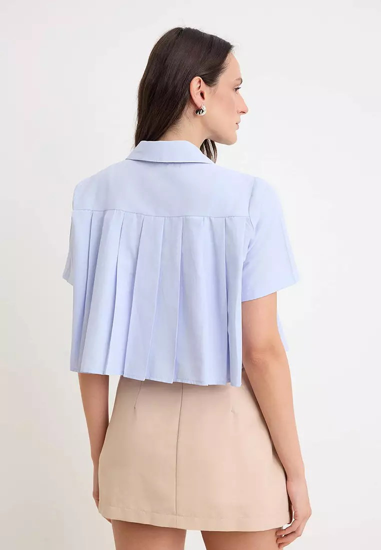 Blue Crop/Short Cut Pleated Shirt Twoss26Go161