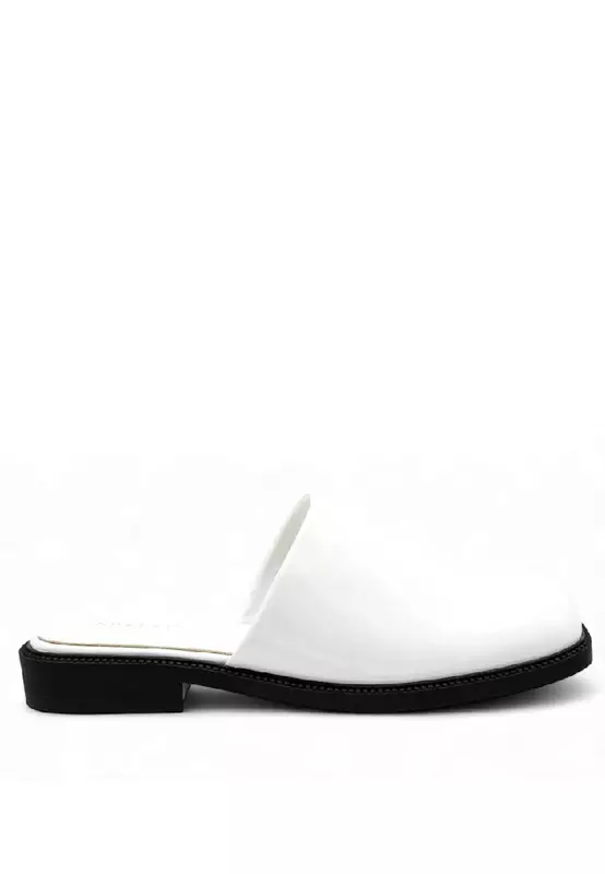 Discount on Noveni  shoes - SKU: Noveni Women Slip On Casual Flats - 250160382