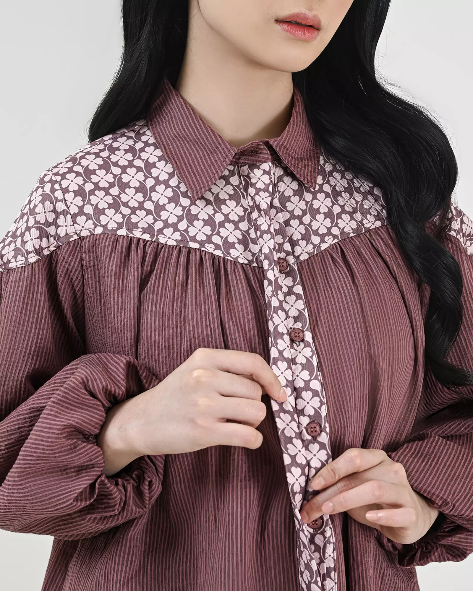 Geulis.id CLONI SHIRT - Maroon