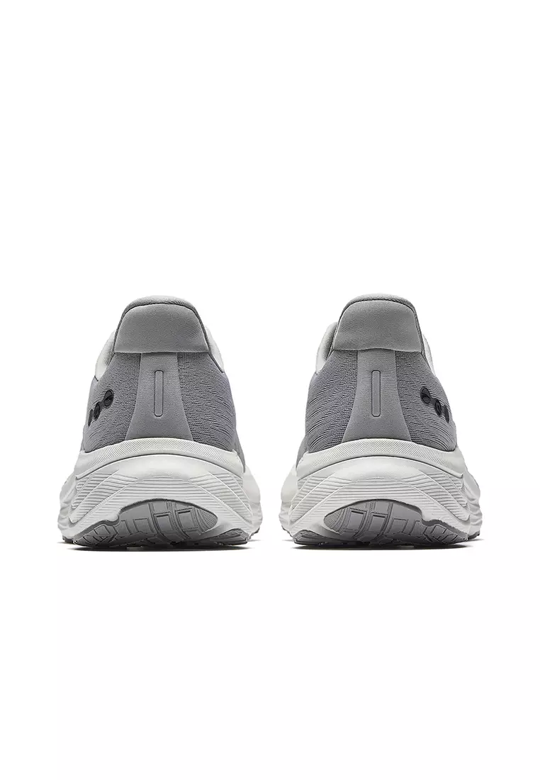 Men PG7 Travel 2 Widefoot 2E Running Shoes Rebound Shock Absorption Sports Shoes 1126A5546