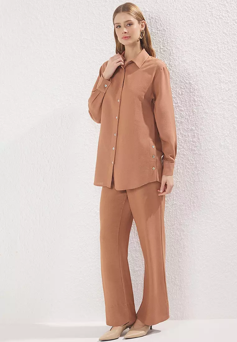 Light Brown Linen Look Mother-of-Pearl Buttoned Woven Bottom-Top Set TCTSS25US00029