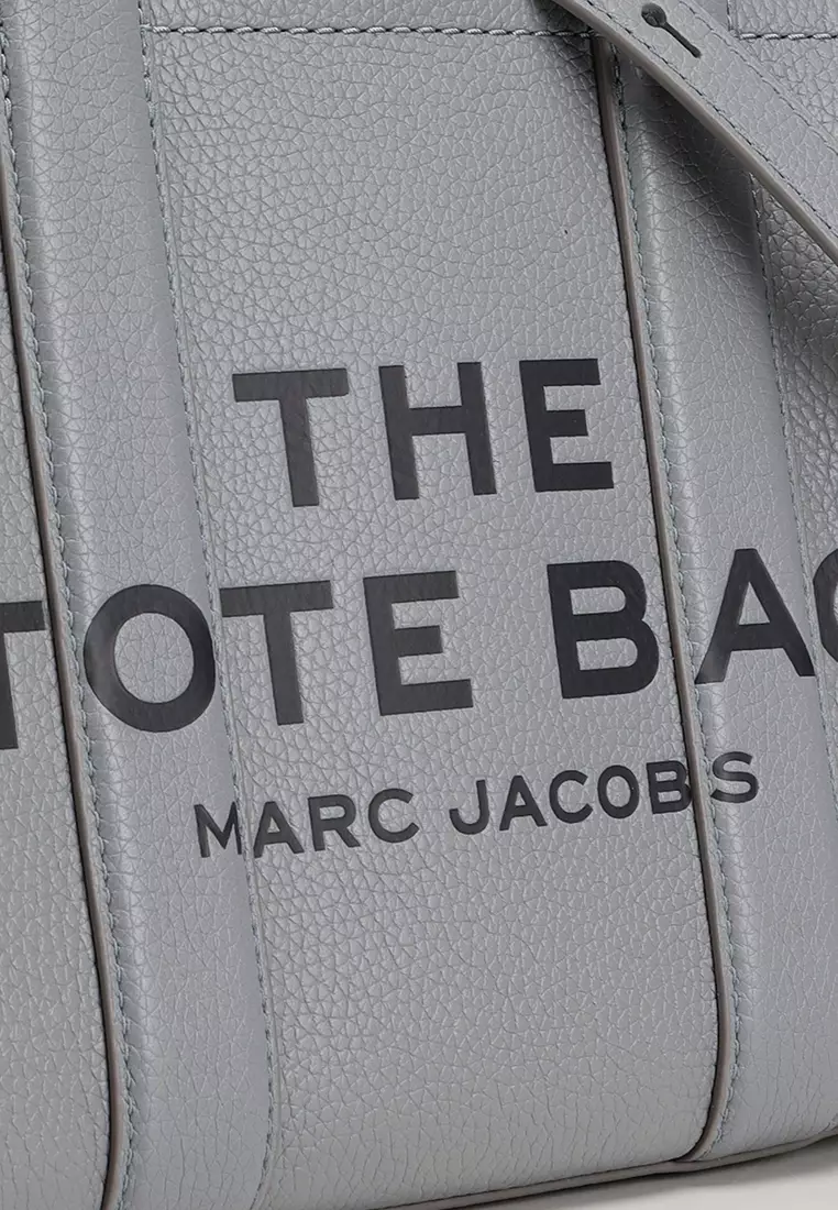 Buy Marc Jacobs The Leather Small Tote Bag (cq) 2026 Online | ZALORA