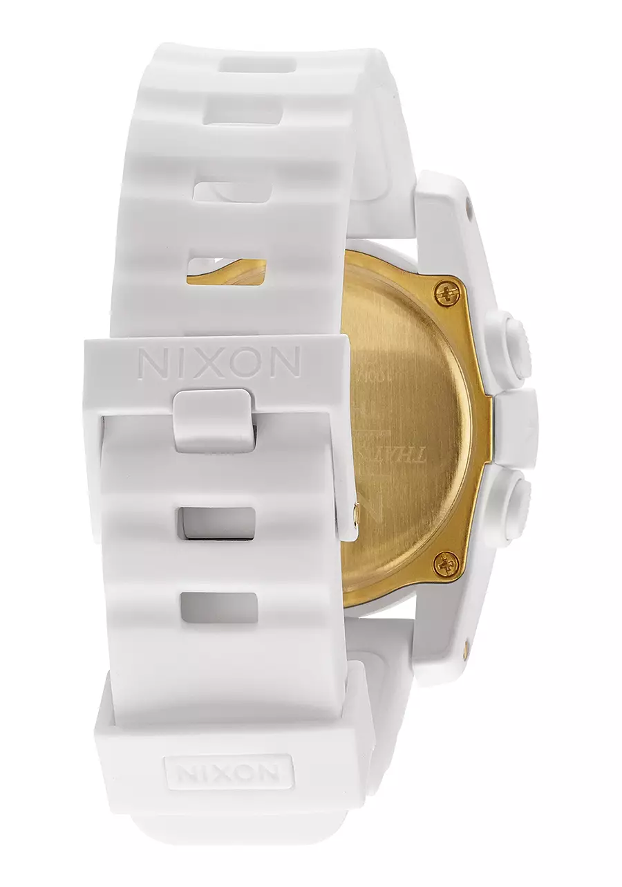 UNIT 40 ALL WHITE/GOLD