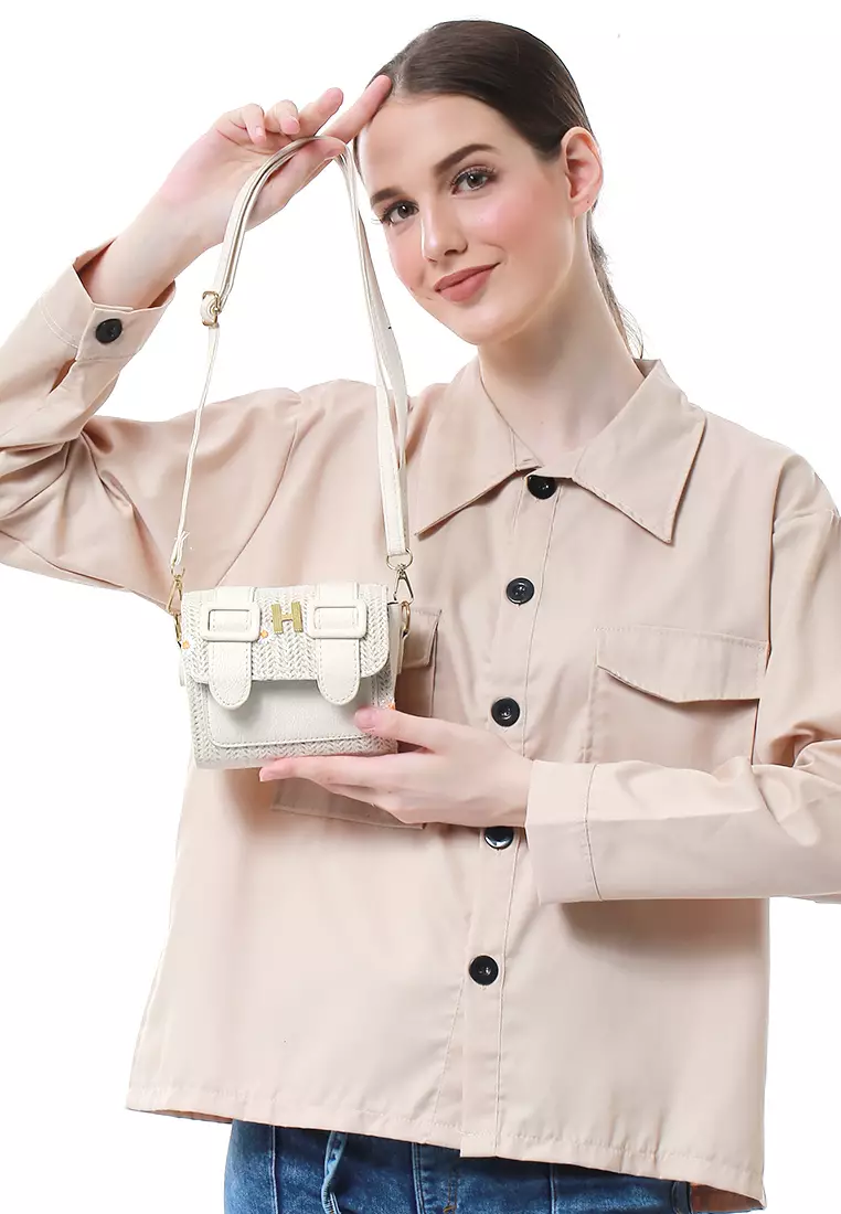 Eilaria Tas Selempang Wanita Sling Bag Mini Uniqe Design Material Leather ORIGINAL - White