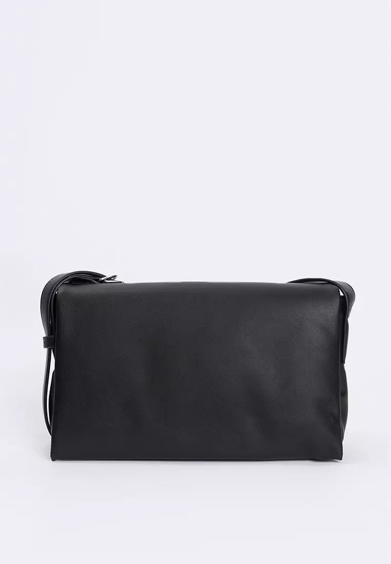 Dress Code Messenger Bag