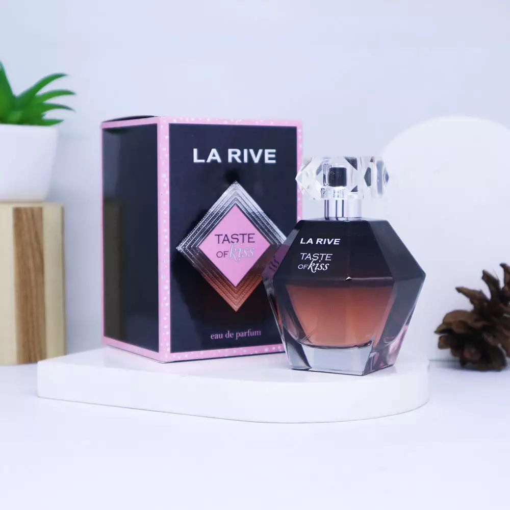 La Rive Taste Of Kiss Woman 100 ML