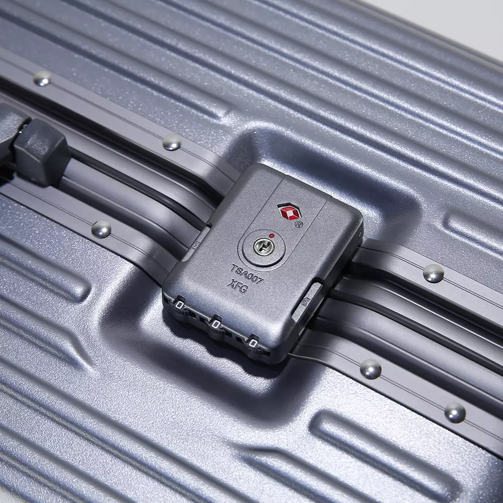 Navy Club Koper 28 Inch Frame Aluminium Skyline Koper Bagasi Hardcase PC TSA Lock 4 Roda Putar