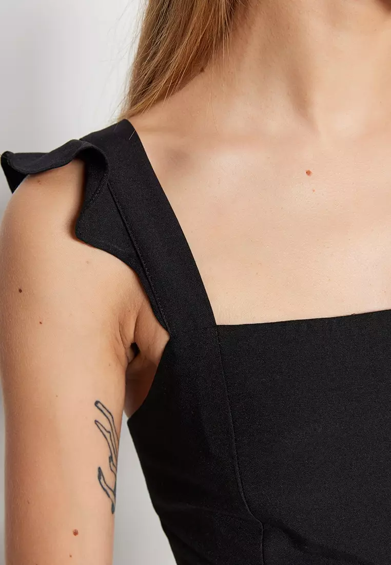 Straight Cut Woven Ruffle Detailed Dress