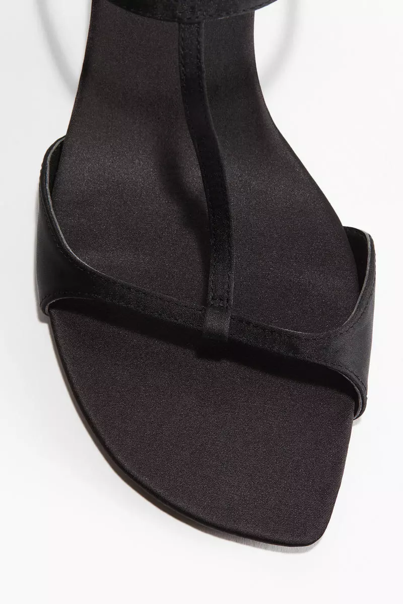 Heeled sandals