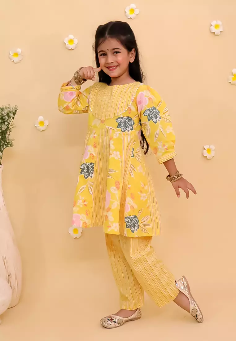 The Mom Store Ray of Style Girls Floral Print Anarkali Kurta Set - Multi