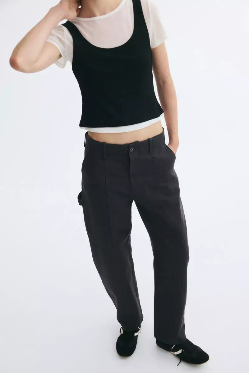 Barrel cargo trousers