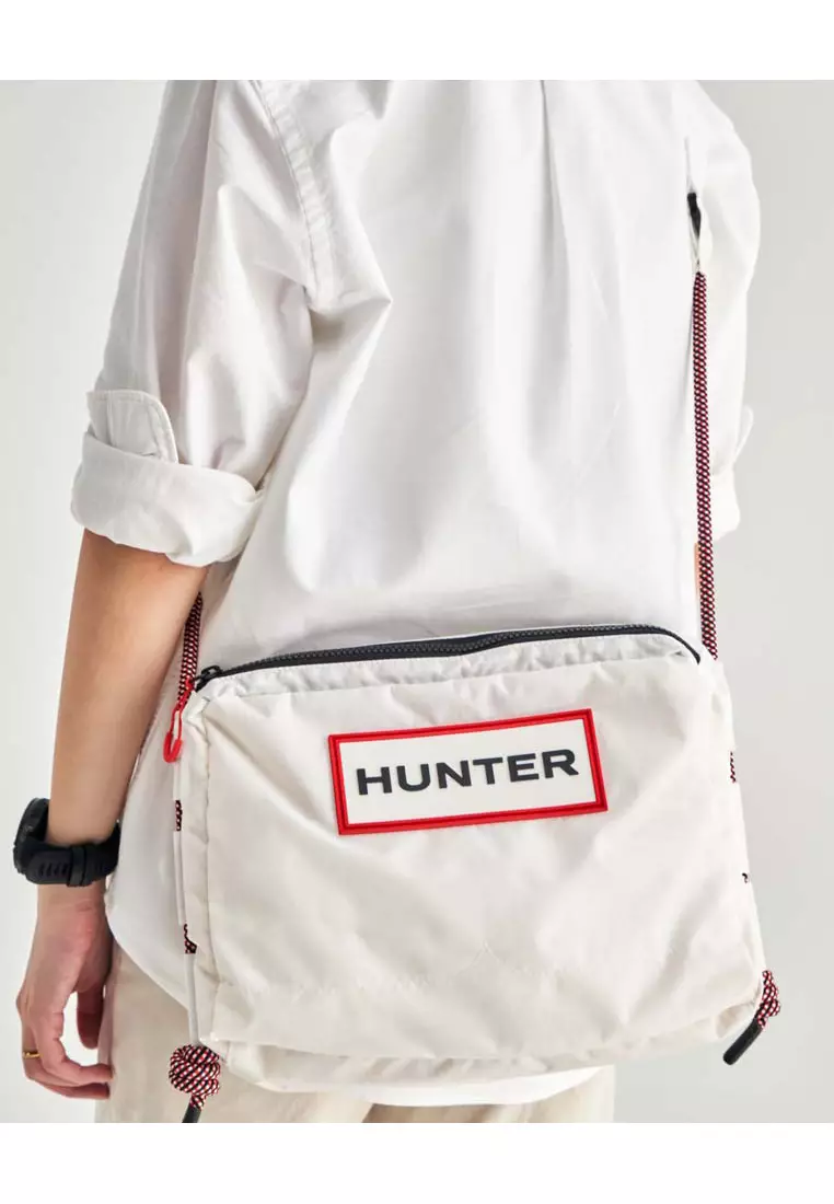 バッグ・カバンその他 HUNTER UNISEX Travel Ripstop Sacoche White Red Box Logo UBC1 ハンター HUNTER トラベル リップストップ サコッシュ （WHITE
