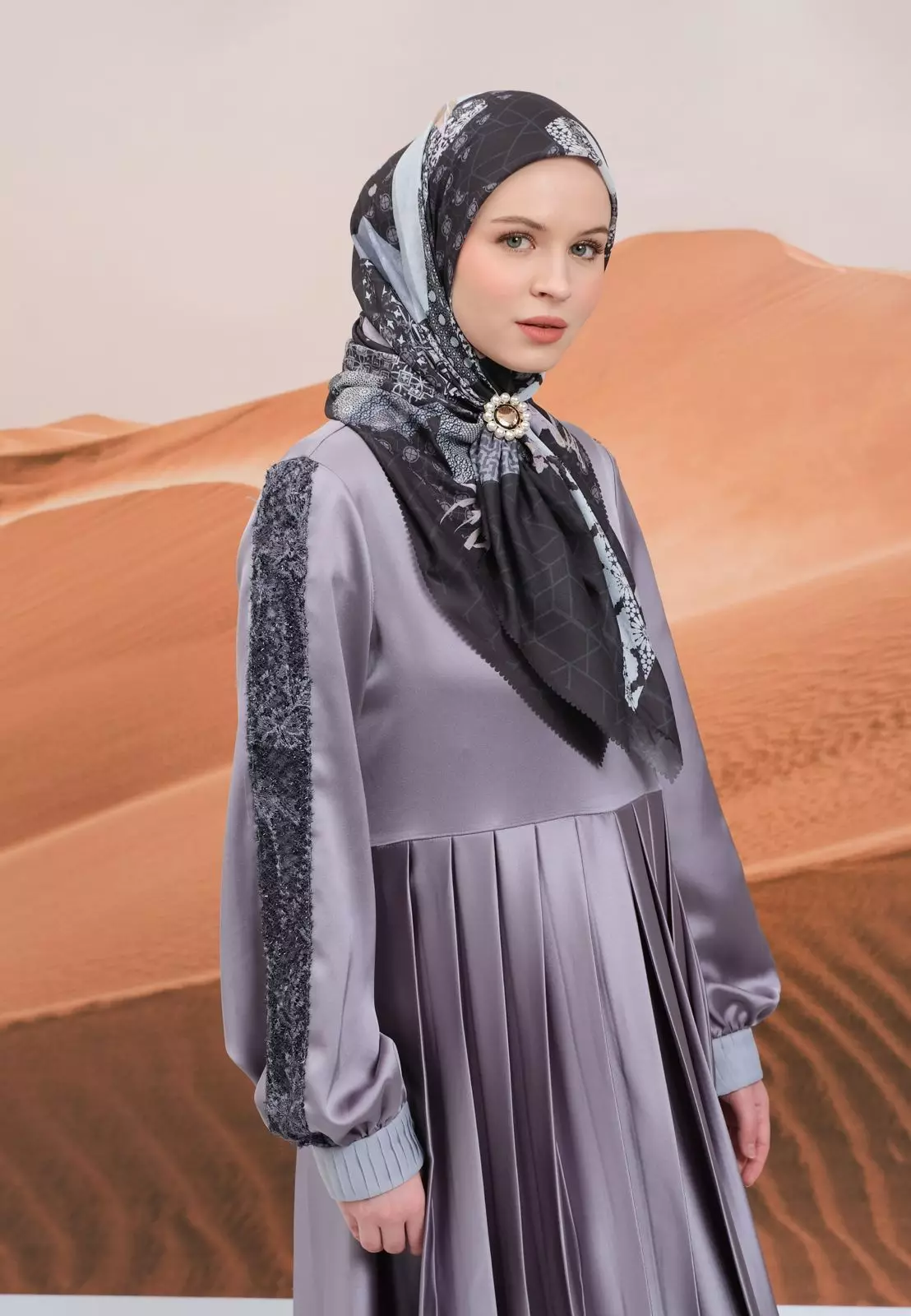Dilara Printed Scarf | Hijab Segi Empat Motif