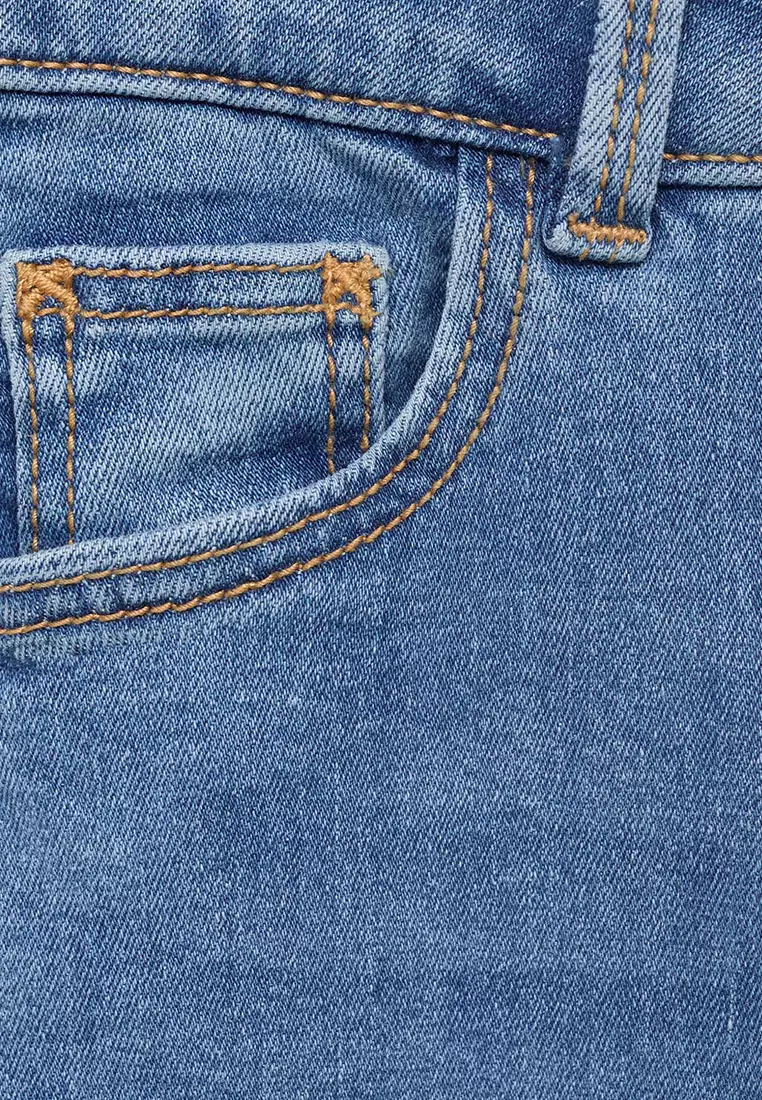 Slim-Fit Jeans