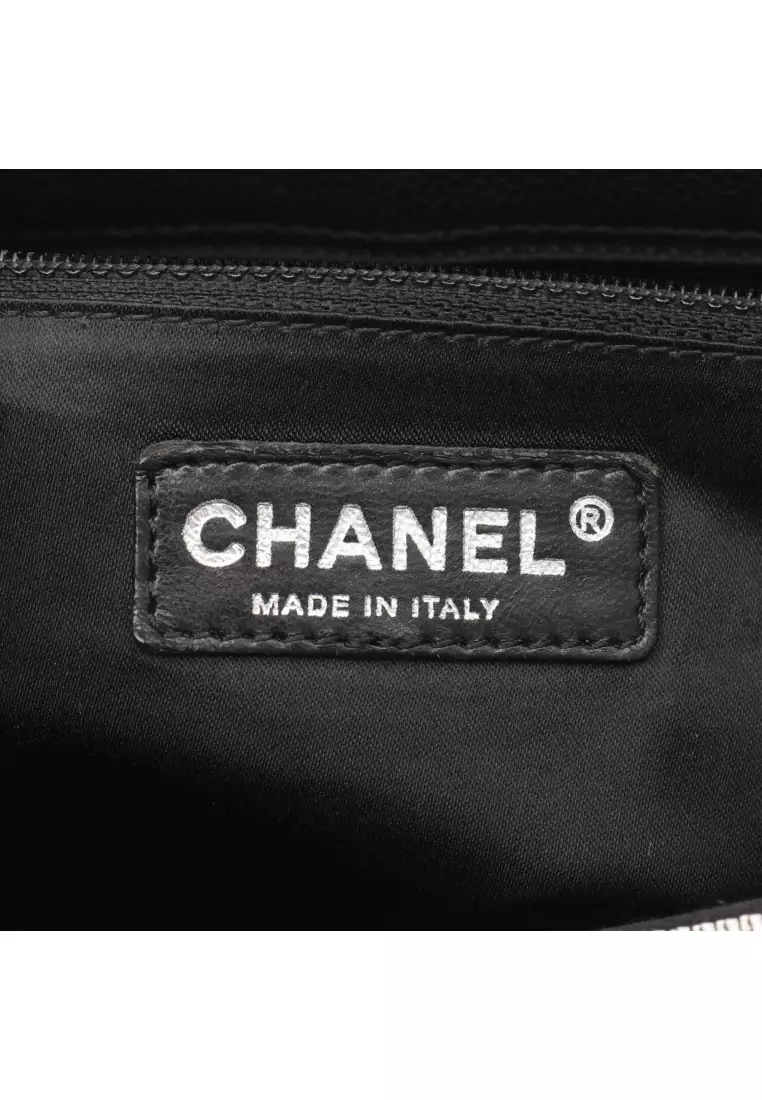 Pre-Loved Chanel matelasse grand shopping GST chain shoulder bag chain tote bag Caviar skin black silver hardware