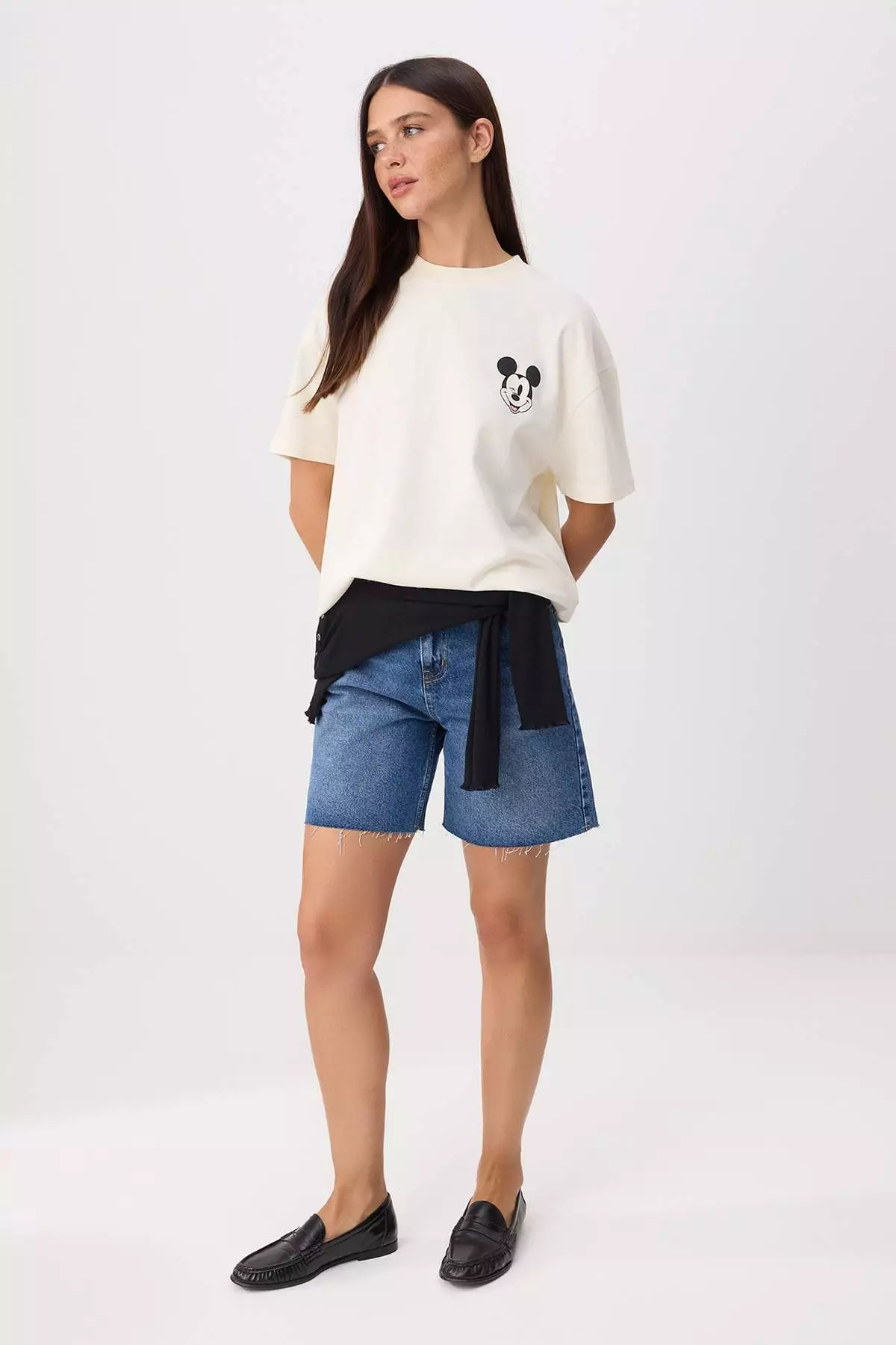 Ecru Mickey Mouse Licensed Printed Relaxed/Casual Fit Tok 100% Cotton Knitted T-Shirt Twoss26Ts00141
