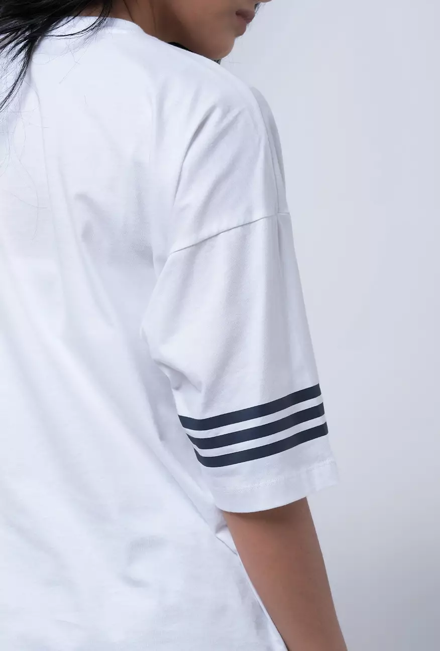 Kaos Oversize Wanita Nirina Offwhite