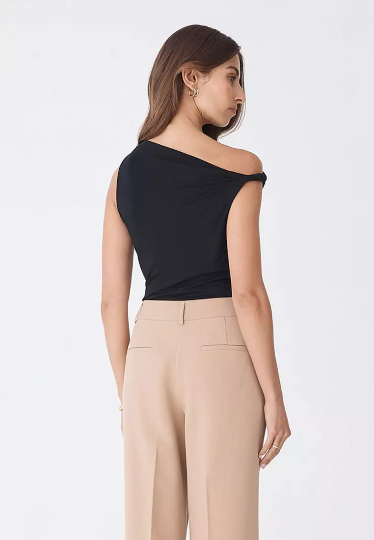Cici Bamboo Twist Shoulder Top