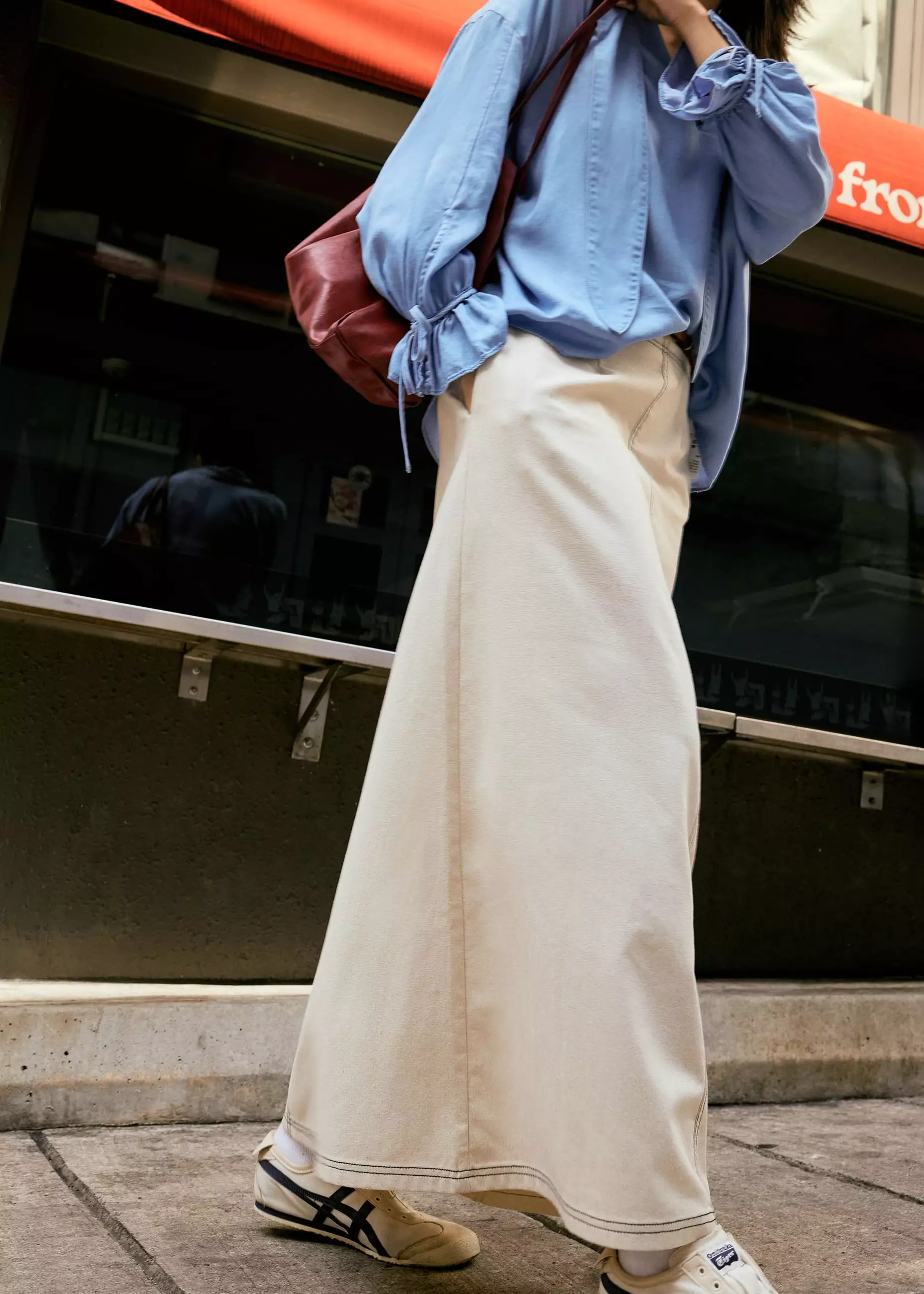 Rok Wanita - Elastic High Waist A-line Maxi Skirt