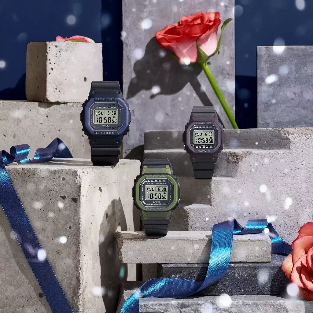 Casio G-Shock Jam Tangan Pria dengan Format Digital DW-5600RS-8DR