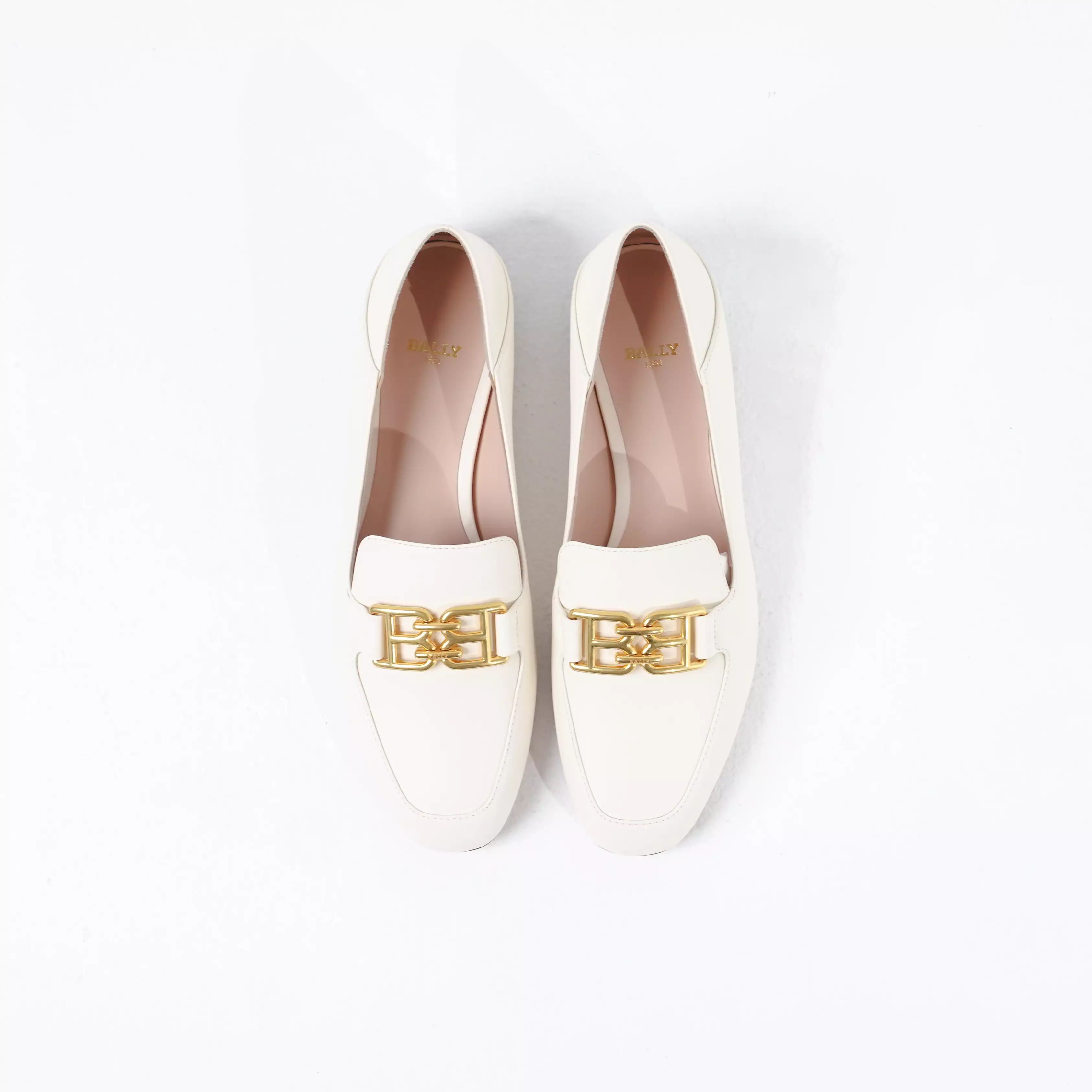 Sepatu BALLY ELLAH BB GOLD IVORY WHITE CALF SKIN FLAT SHOES 100% ORIGINAL