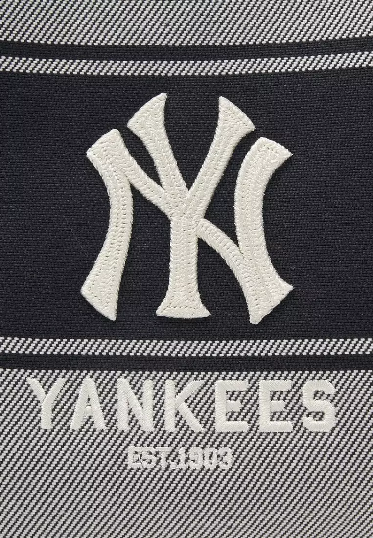 Varsity Lettering Canvas Shoulder Bag - NY Black