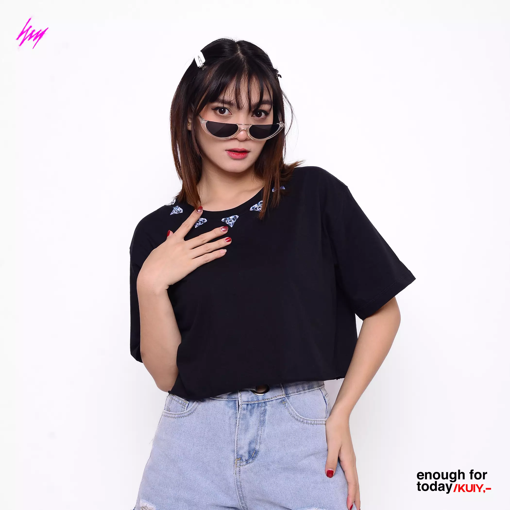 Enough For Today Kaos Crop Top Oversize | Diamonds Are Forever Hitam